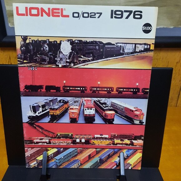 Lionel Vintage Catalogs, 1972 - 1977 & FasTrack 2006 - Picture 6 of 8